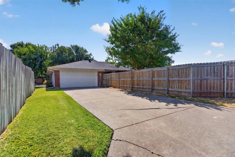 4213 Cheyenne Drive Rowlett, TX 75088
