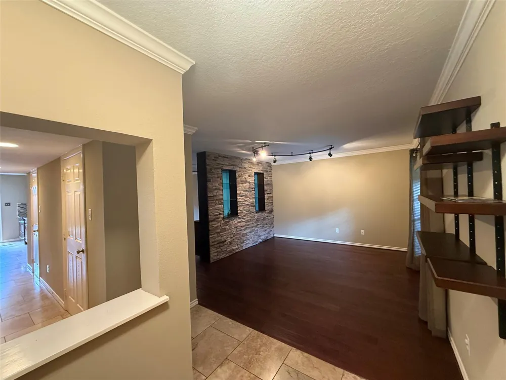 12985 Trail Hollow Drive #6 Houston, TX 77079