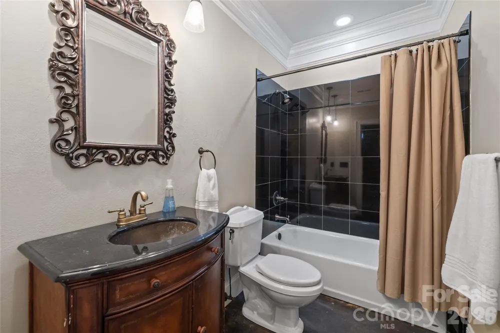 1009 Honors Court Waxhaw, NC 28173