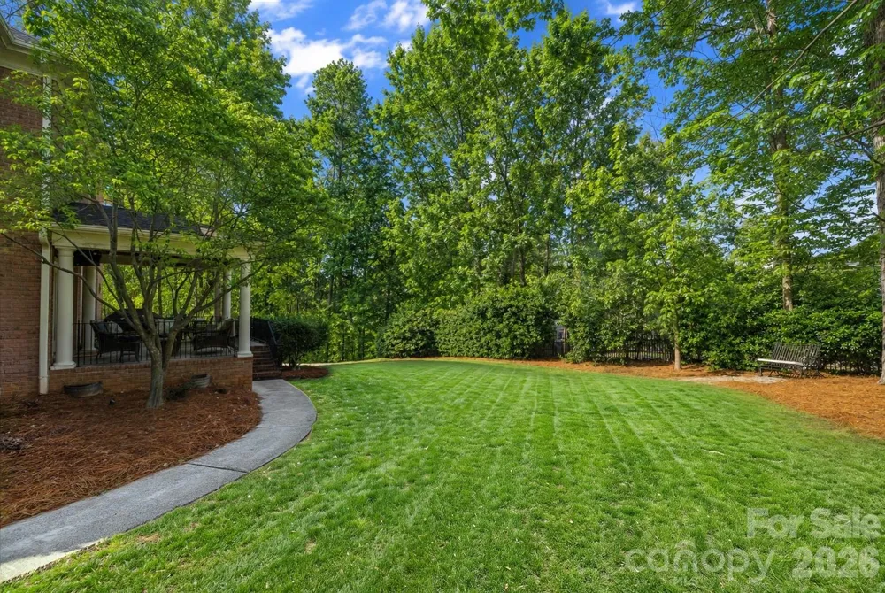 1009 Honors Court Waxhaw, NC 28173