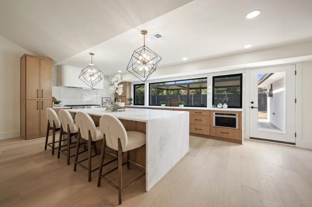 12042 Shirestone Lane Dallas, TX 75244