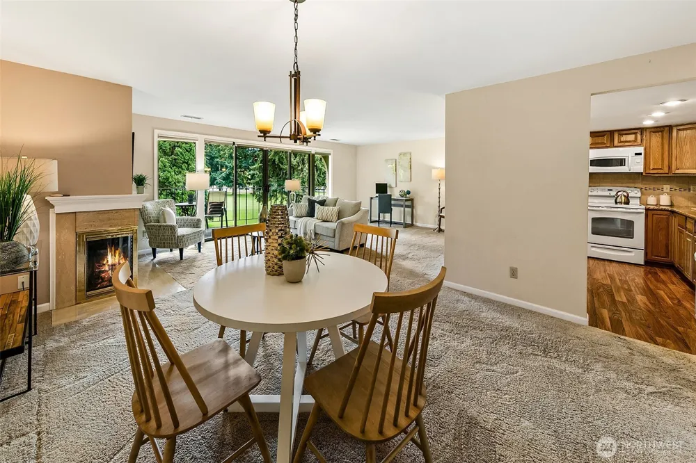 16929 Inglewood Road NE #C302 Kenmore, WA 98028