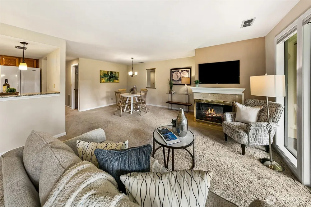 16929 Inglewood Road NE #C302 Kenmore, WA 98028