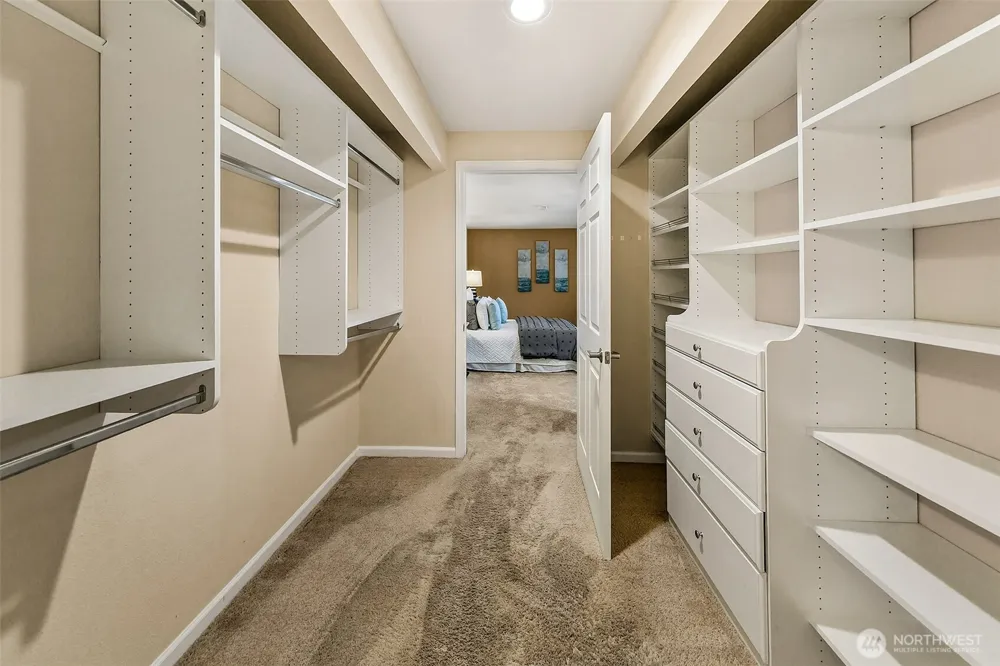 16929 Inglewood Road NE #C302 Kenmore, WA 98028