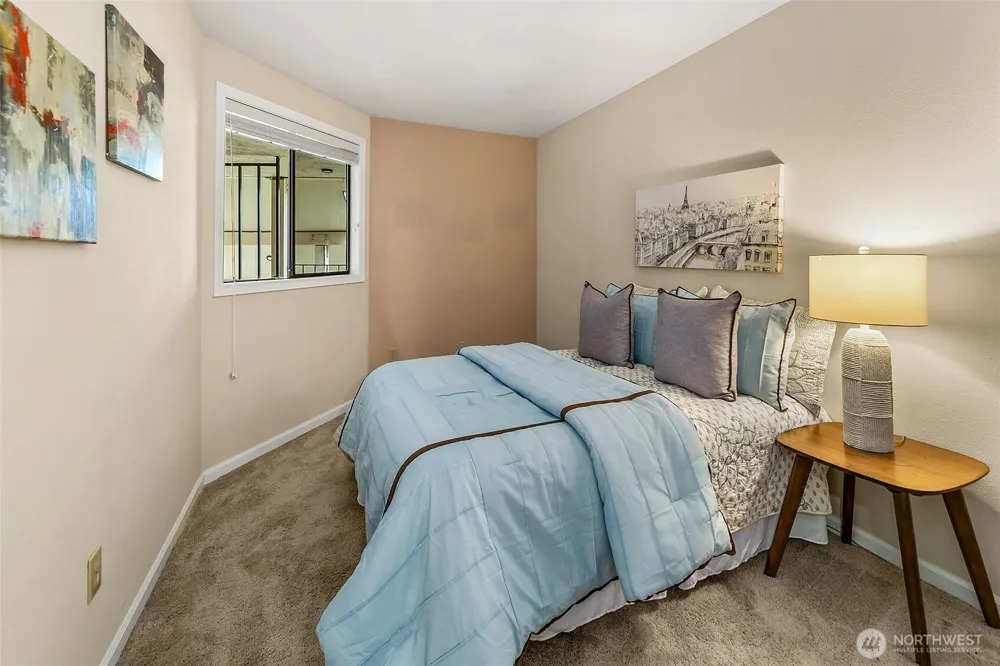 16929 Inglewood Road NE #C302 Kenmore, WA 98028