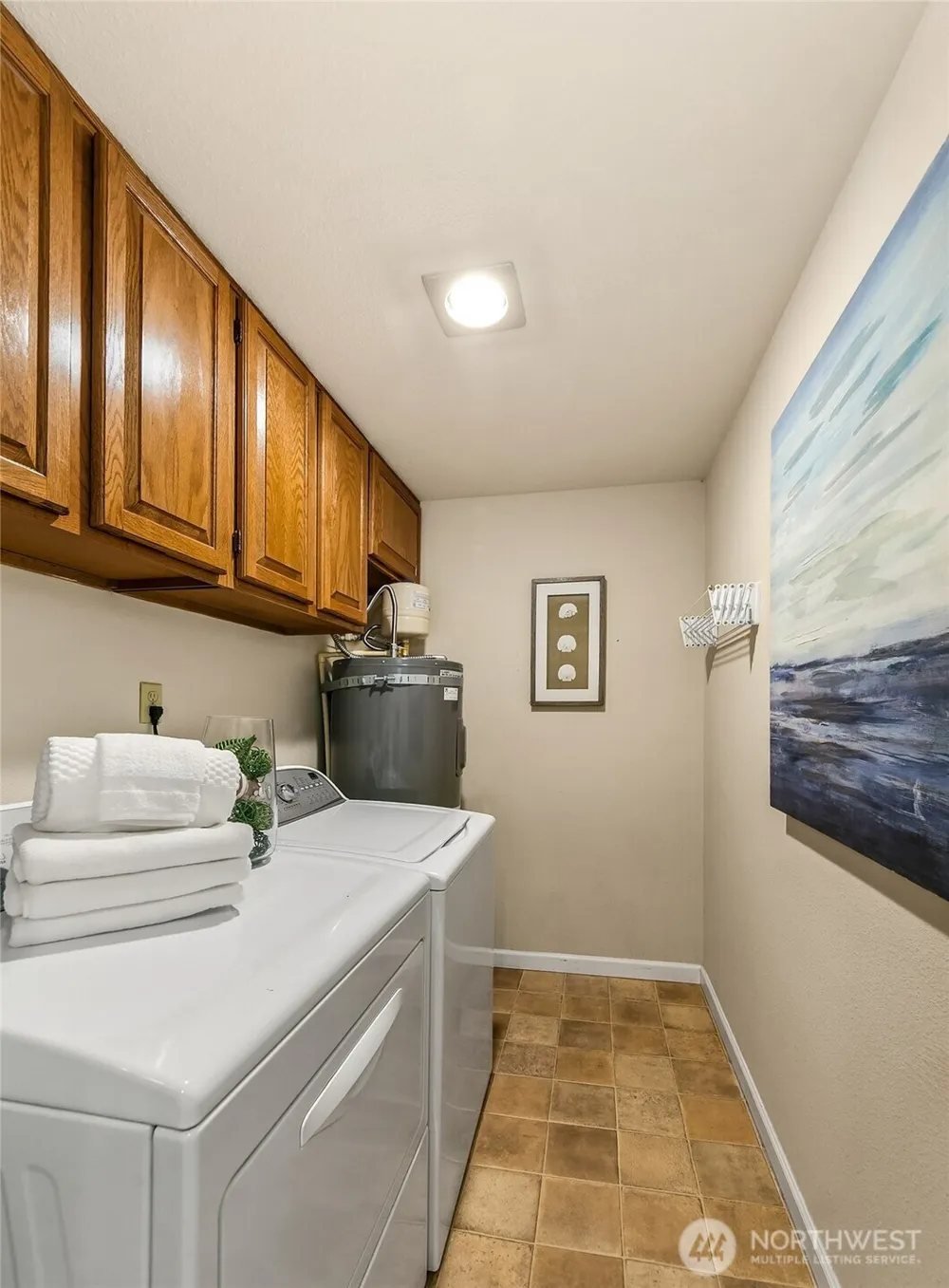 16929 Inglewood Road NE #C302 Kenmore, WA 98028