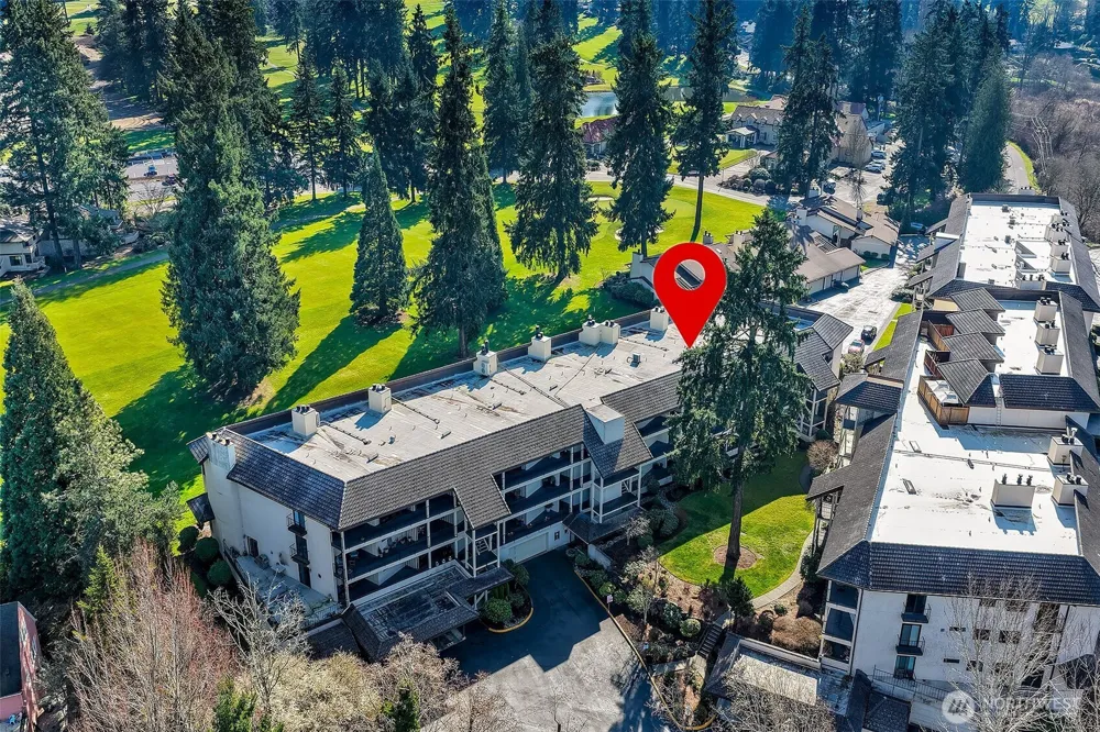 16929 Inglewood Road NE #C302 Kenmore, WA 98028