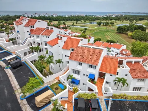 VILLAS LAS BRISAS RIO MAR RIO MAR BOULEVAR #16-A