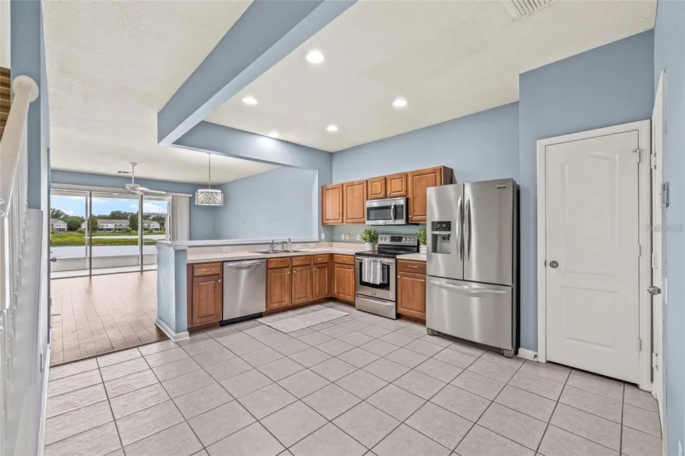4879 POND RIDGE DRIVE Riverview, FL 33578