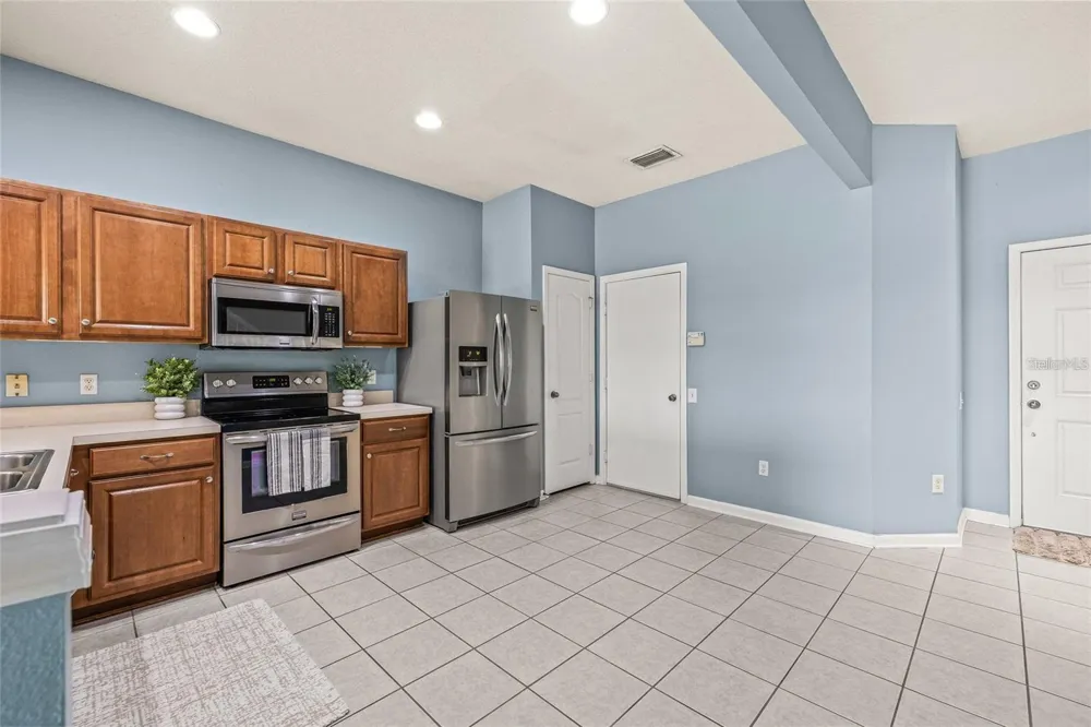 4879 POND RIDGE DRIVE Riverview, FL 33578
