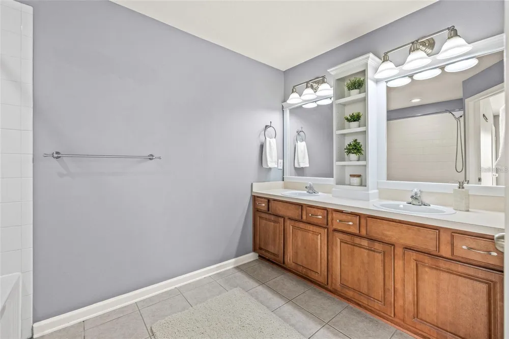 4879 POND RIDGE DRIVE Riverview, FL 33578