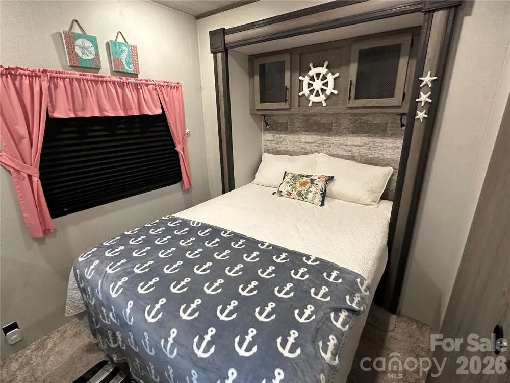 103 S Cardinal Avenue New London, NC 28127