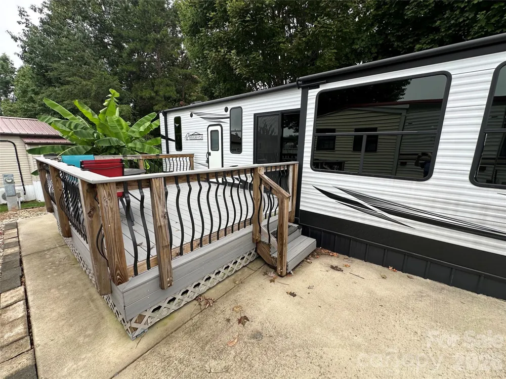 103 S Cardinal Avenue New London, NC 28127