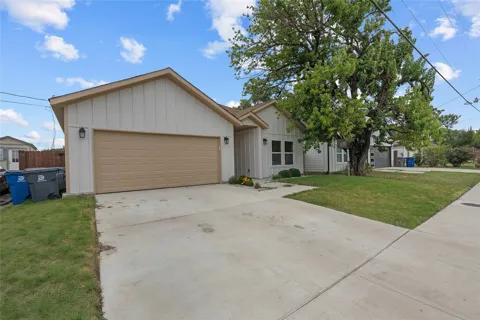 4115 Vineyard Drive