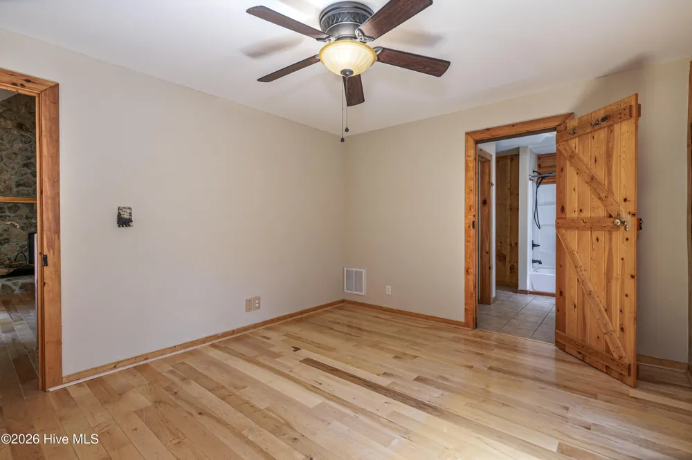 44 Red Wolf Trail Blairsville, GA 30512