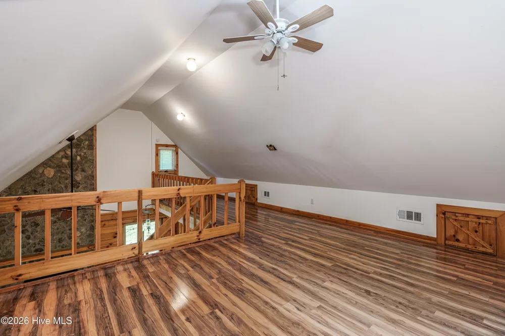 44 Red Wolf Trail Blairsville, GA 30512