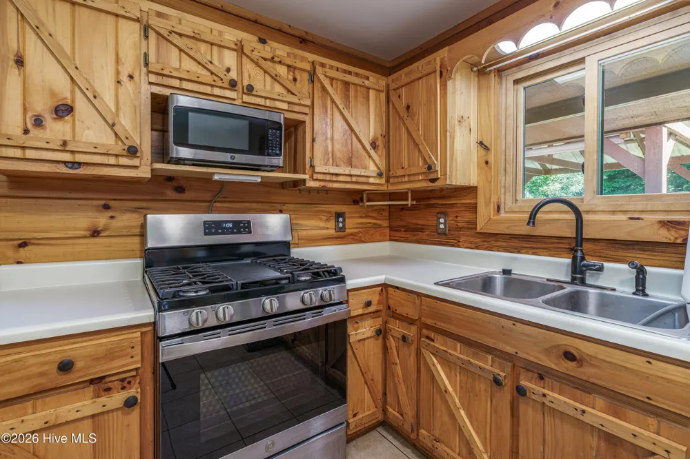 44 Red Wolf Trail Blairsville, GA 30512