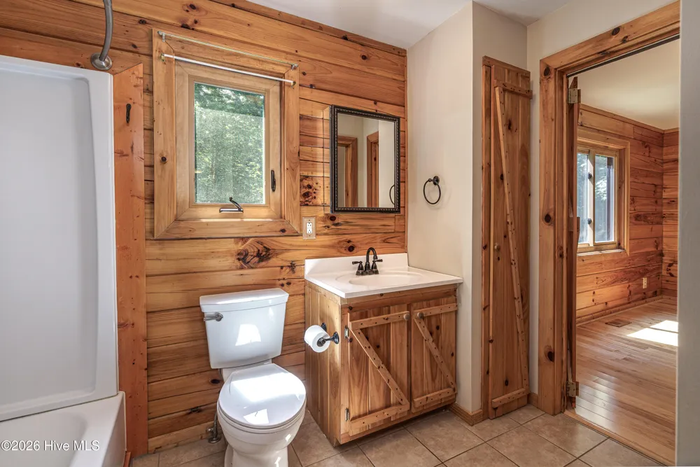 44 Red Wolf Trail Blairsville, GA 30512
