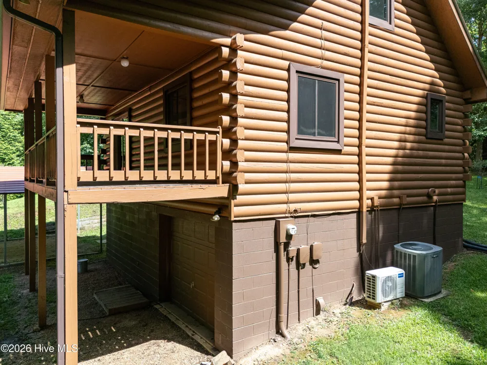 44 Red Wolf Trail Blairsville, GA 30512