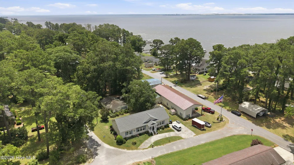 24 King Blount Drive Bath, NC 27808