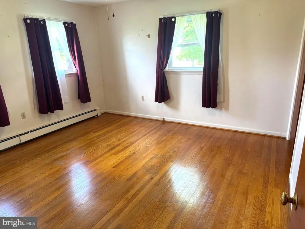 735 REDBUD Winchester, VA 22603