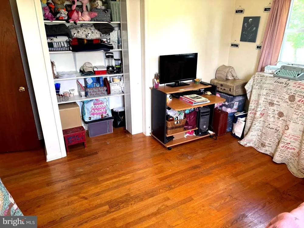 735 REDBUD Winchester, VA 22603