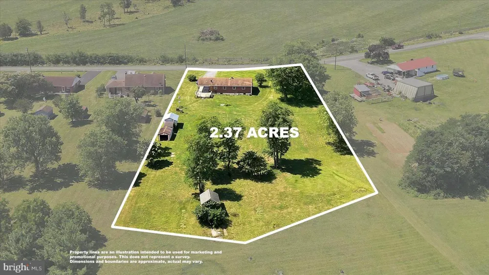 735 REDBUD Winchester, VA 22603