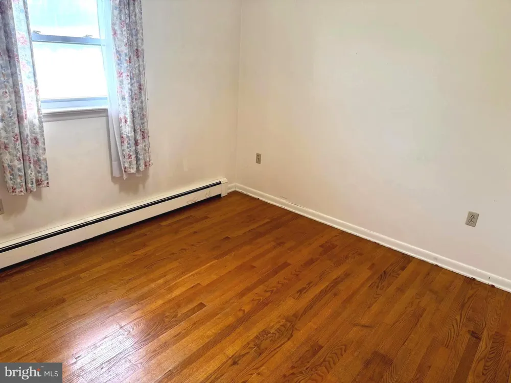 735 REDBUD Winchester, VA 22603