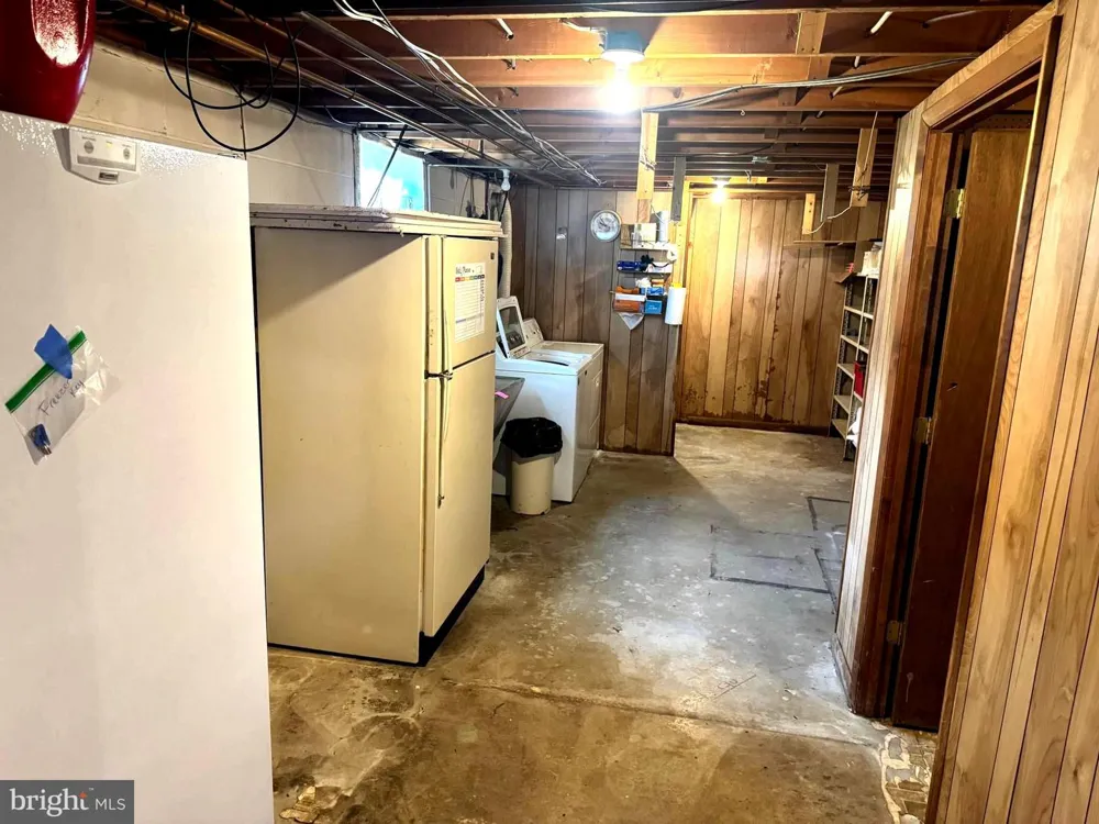 735 REDBUD Winchester, VA 22603