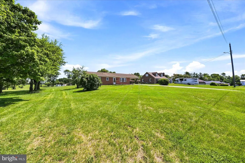 735 REDBUD Winchester, VA 22603