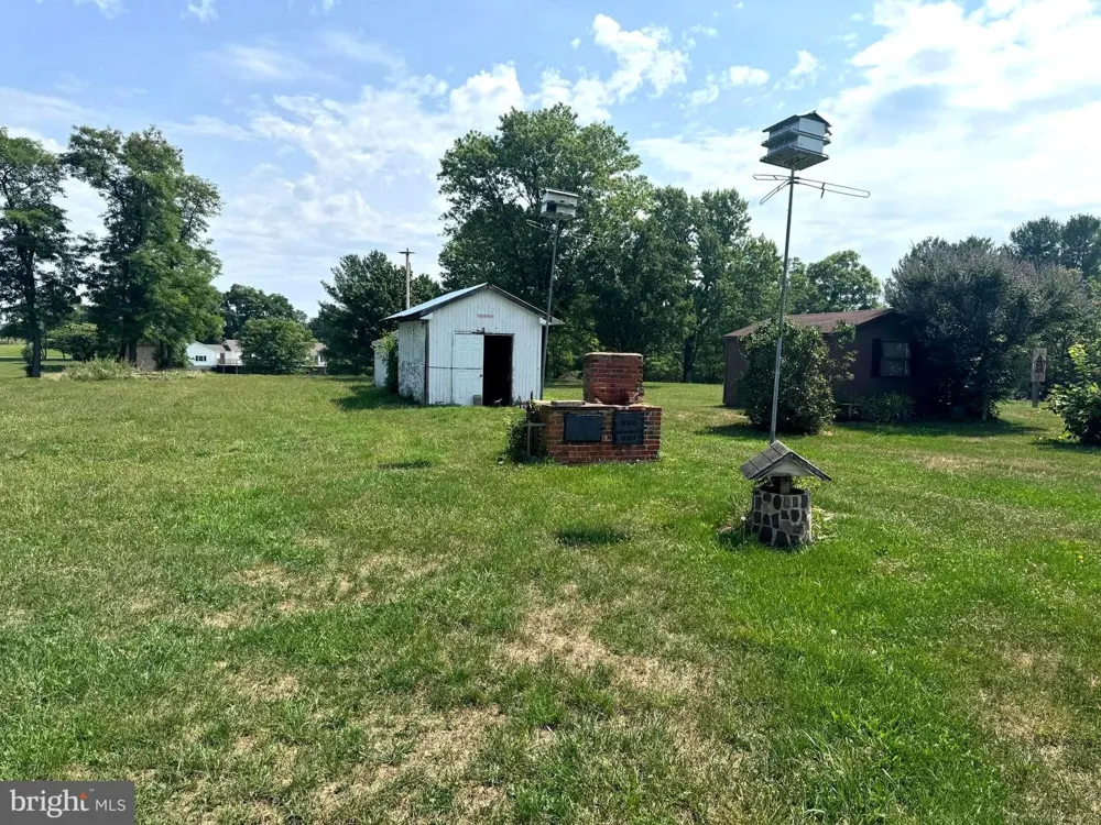 735 REDBUD Winchester, VA 22603