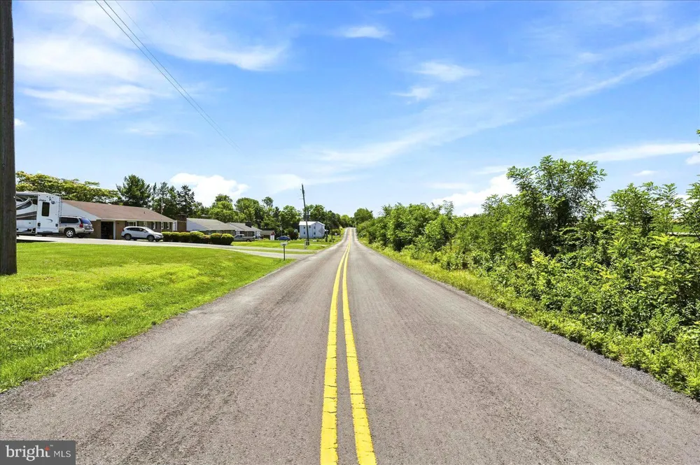 735 REDBUD Winchester, VA 22603