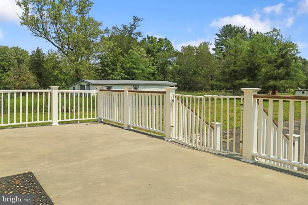 364 FORK BRIDGE Elmer, NJ 08318