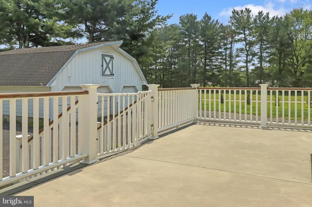 364 FORK BRIDGE Elmer, NJ 08318