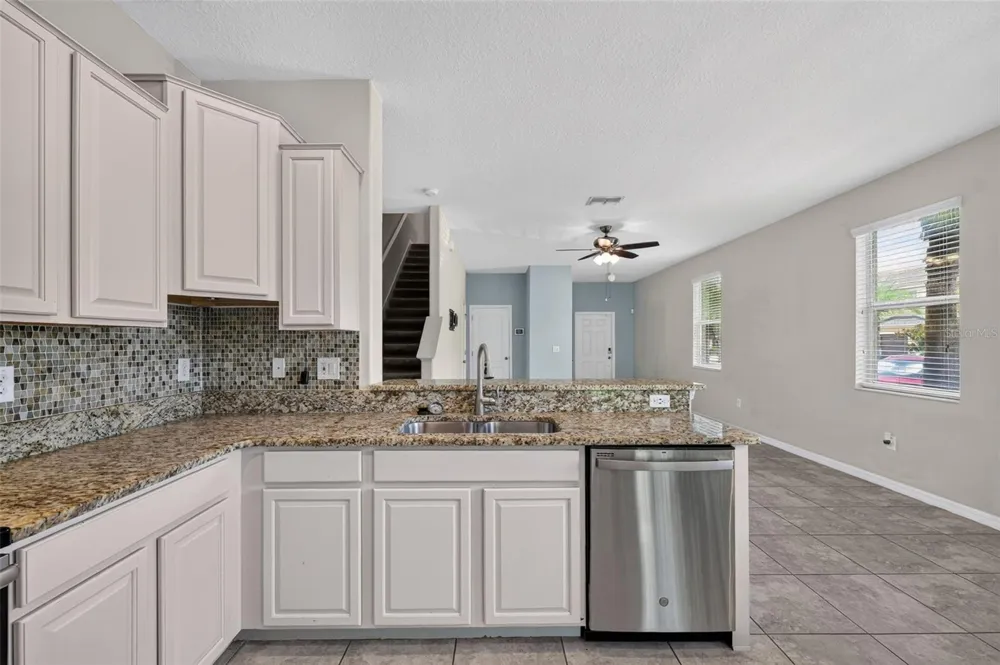 1702 IVORY GOOSE PLACE Ruskin, FL 33570
