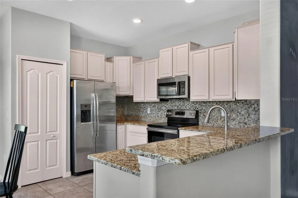 1702 IVORY GOOSE PLACE Ruskin, FL 33570