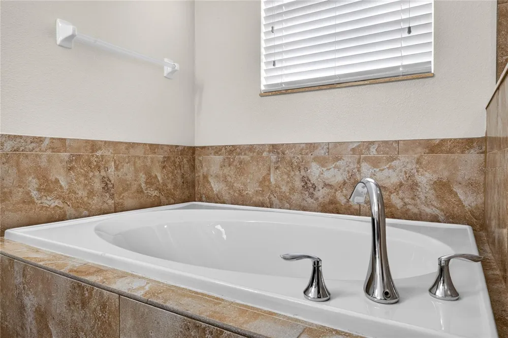 3558 BRACKNELL COURT Land O Lakes, FL 34638