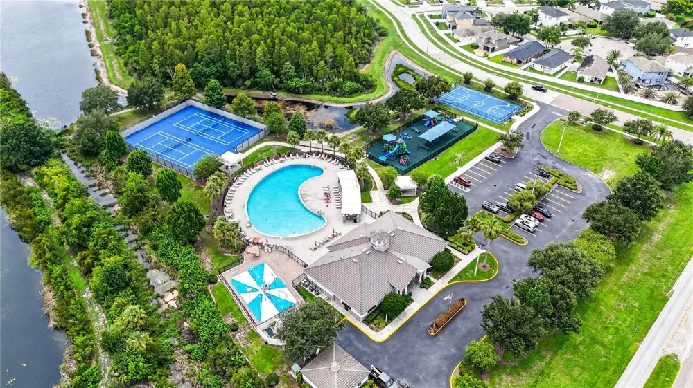 3558 BRACKNELL COURT Land O Lakes, FL 34638