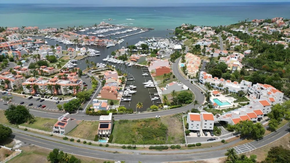 HARBOUR DRIVE DR. #13 E PALMAS DEL MAR Humacao, PR 00791