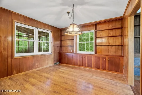 406 Montvale Station Rd Maryville, TN 37803