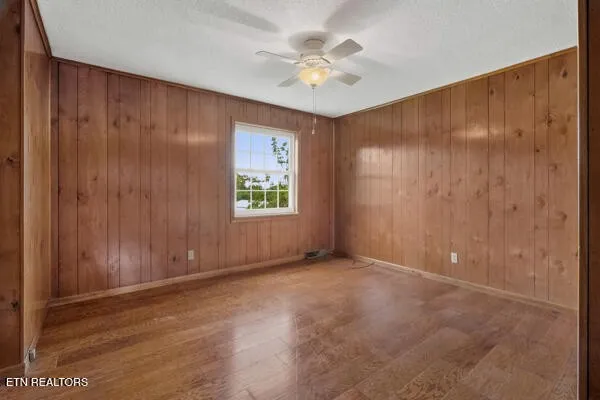 406 Montvale Station Rd Maryville, TN 37803