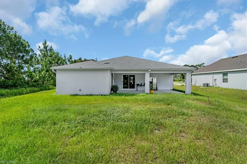 6040 Keystone Circle Labelle, FL 33935