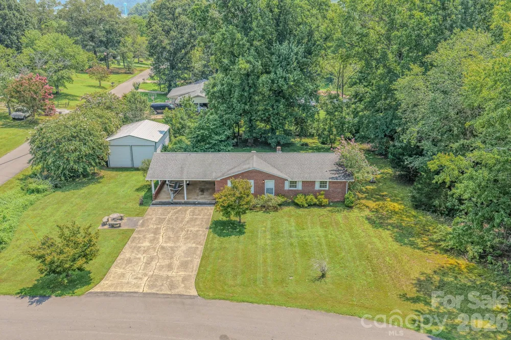 1169 Burkehurst Avenue Morganton, NC 28655