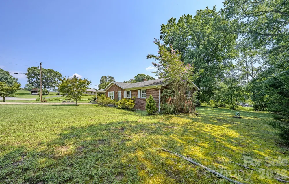 1169 Burkehurst Avenue Morganton, NC 28655