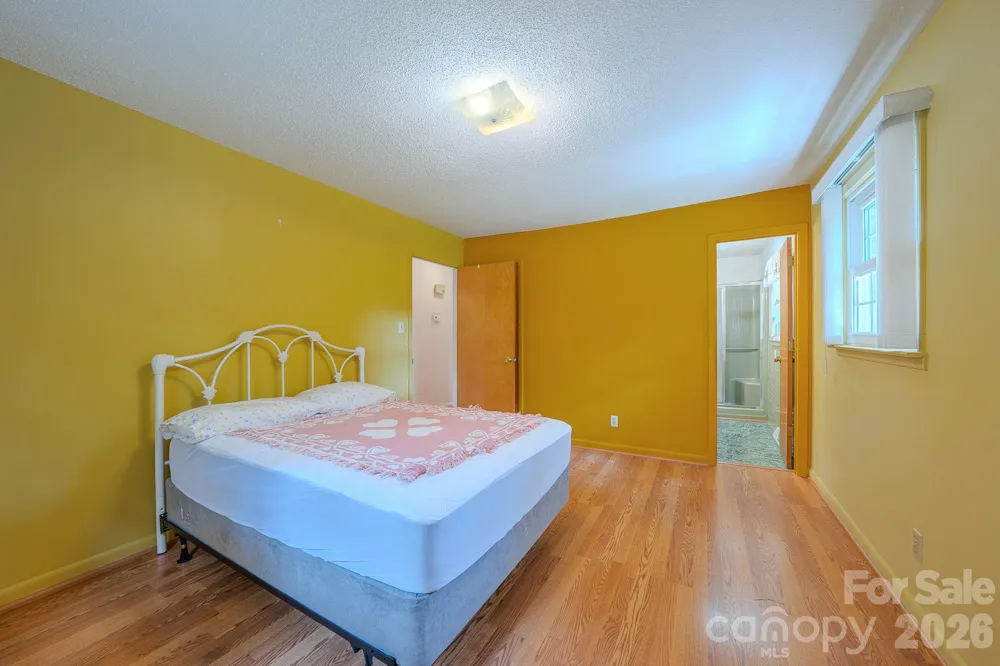 1169 Burkehurst Avenue Morganton, NC 28655