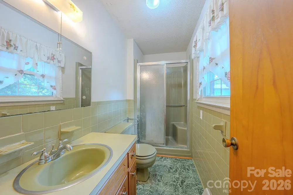 1169 Burkehurst Avenue Morganton, NC 28655