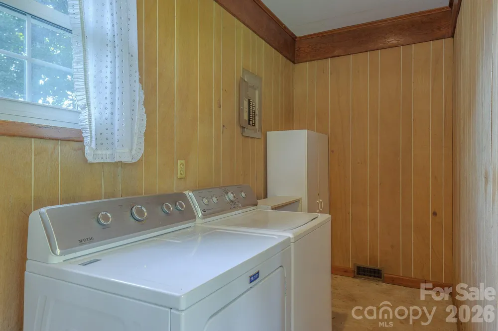 1169 Burkehurst Avenue Morganton, NC 28655