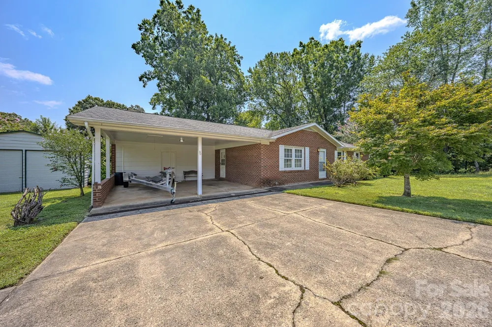 1169 Burkehurst Avenue Morganton, NC 28655