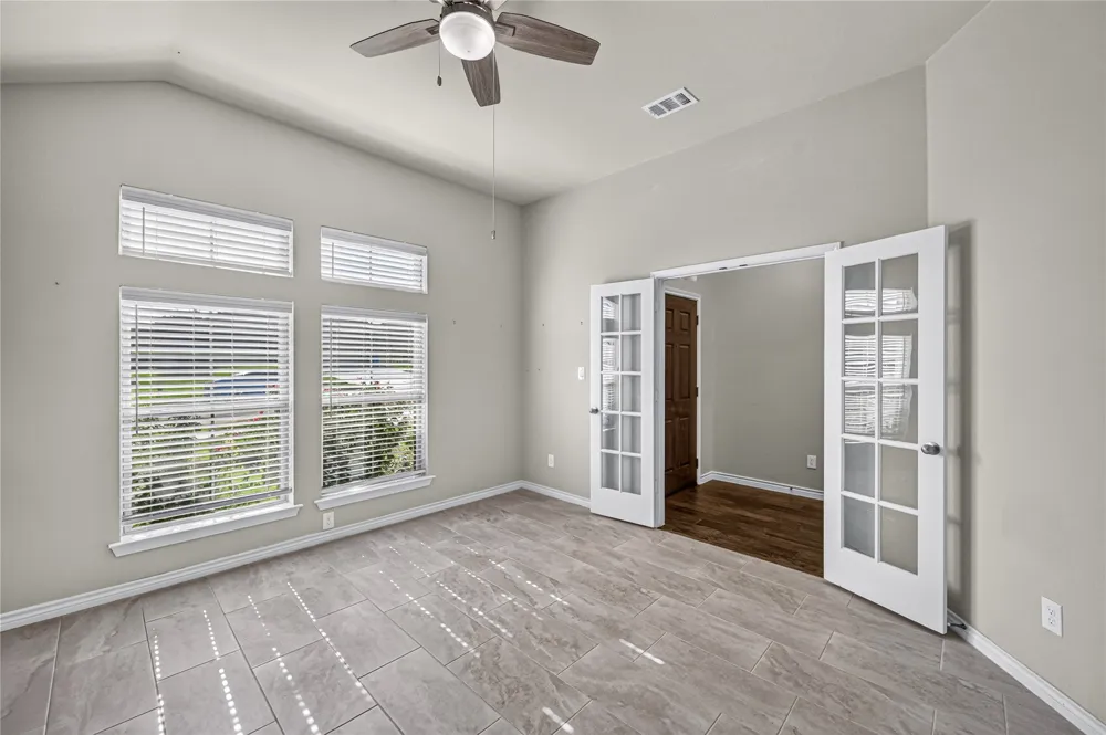 116 Wilson Cliff Drive White Settlement, TX 76108
