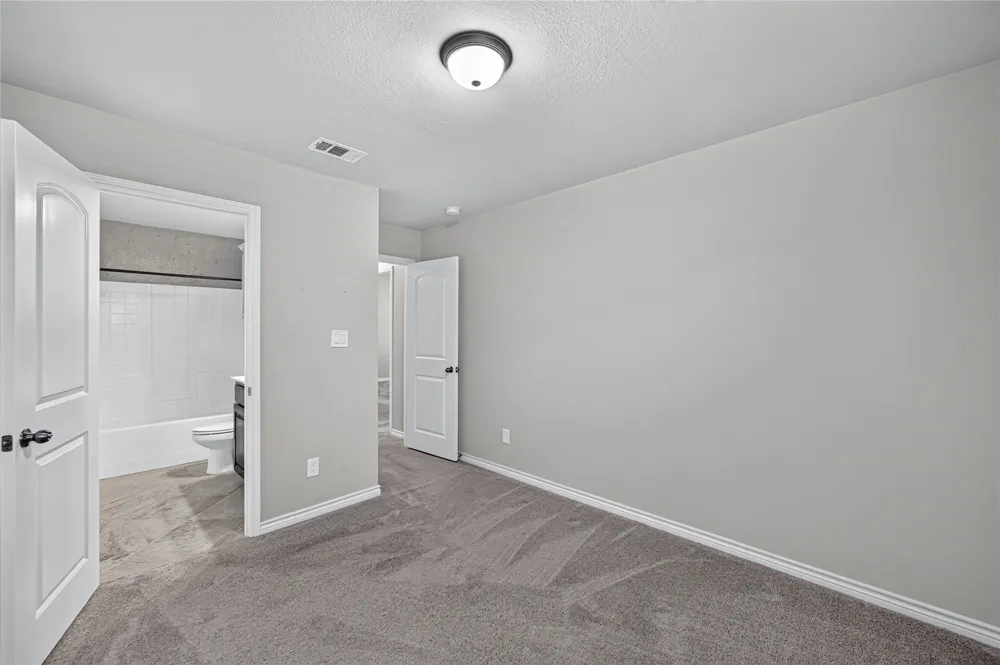 116 Wilson Cliff Drive White Settlement, TX 76108